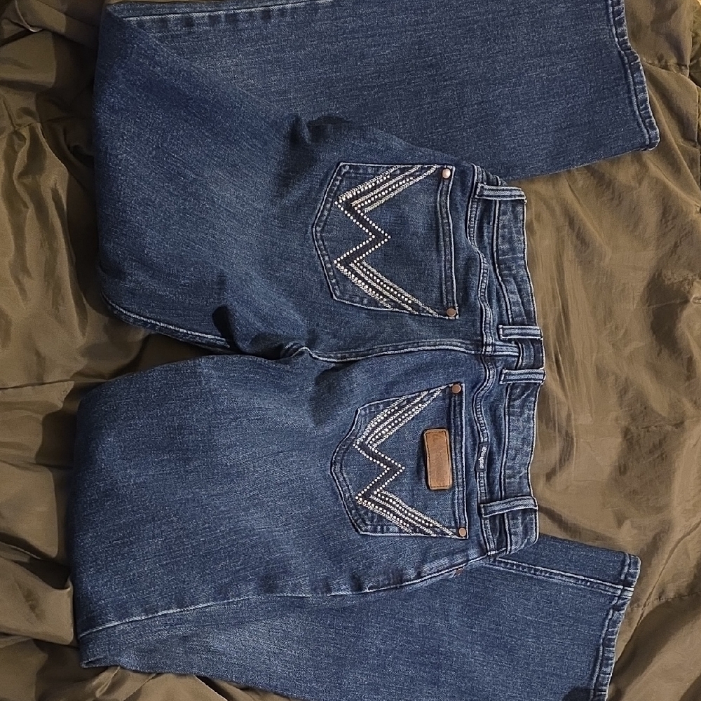 Wrangler Women's Flare Jeans in Dark Blue